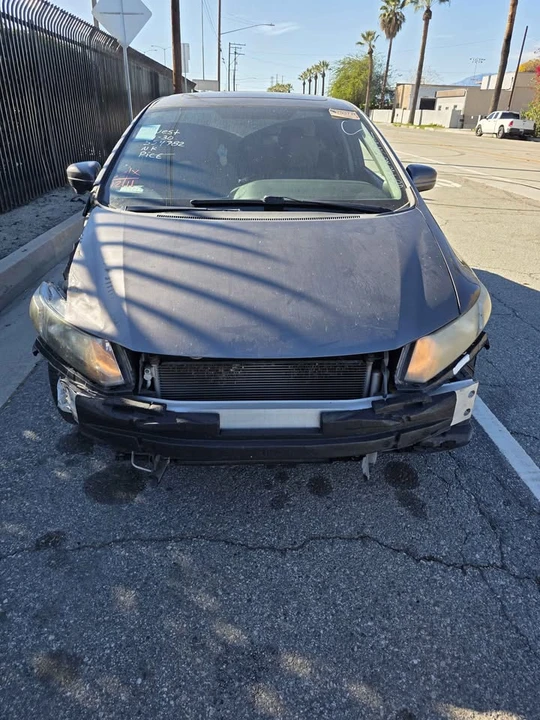 2015 Honda Civic 9th Gen - Image 2 of 16