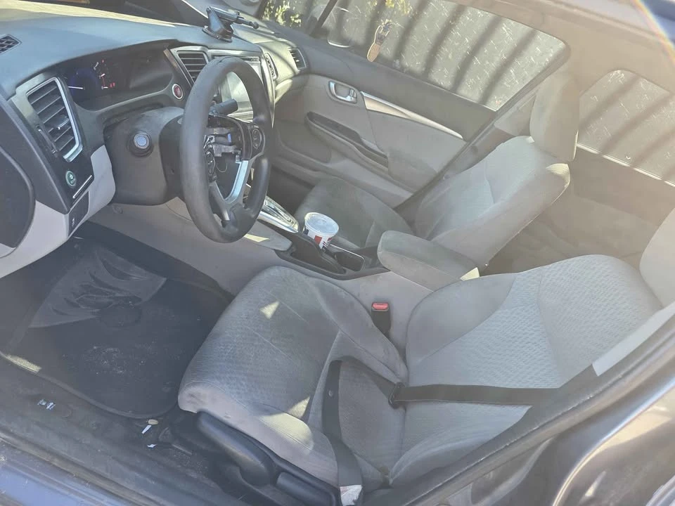 2015 Honda Civic 9th Gen - Image 9 of 16