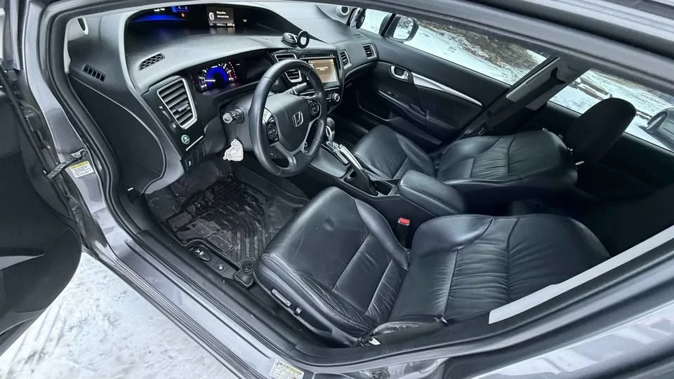 2015 Honda Civic 9th Gen - Image 5 of 9