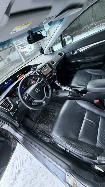 2015 Honda Civic 9th Gen - Image 3 of 9