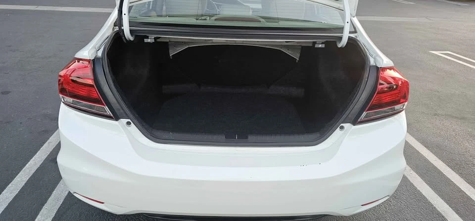 2015 Honda Civic 9th Gen - Image 10 of 11