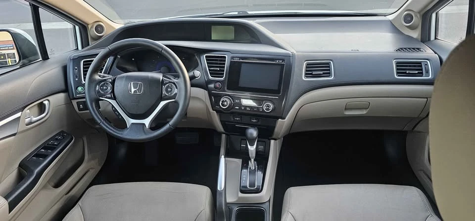 2015 Honda Civic 9th Gen - Image 8 of 11