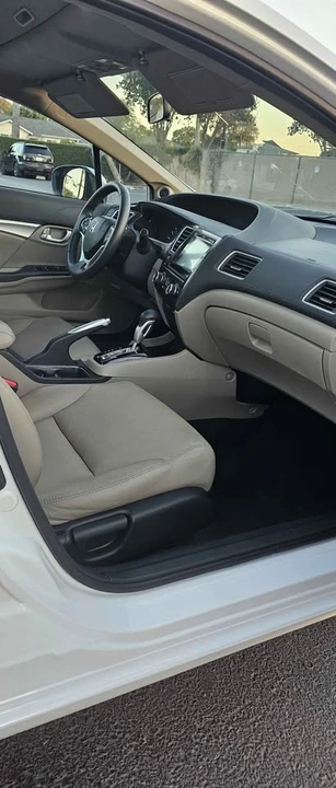 2015 Honda Civic 9th Gen - Image 7 of 11