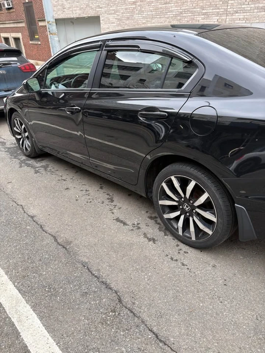 2015 Honda Civic 9th Gen - Image 9 of 10