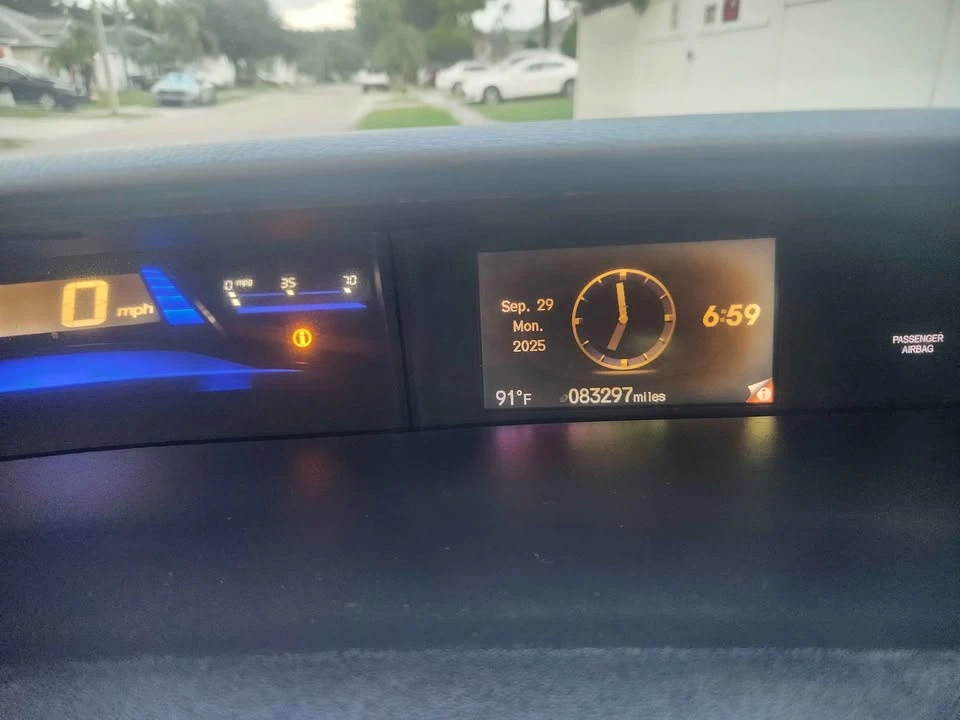 2015 Honda Civic 9th Gen - Image 14 of 16