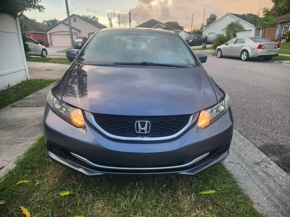 2015 Honda Civic 9th Gen - Image 2 of 16
