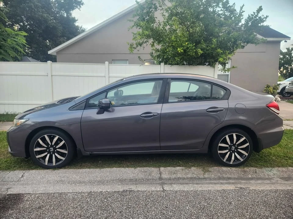 2015 Honda Civic 9th Gen - Image 4 of 16