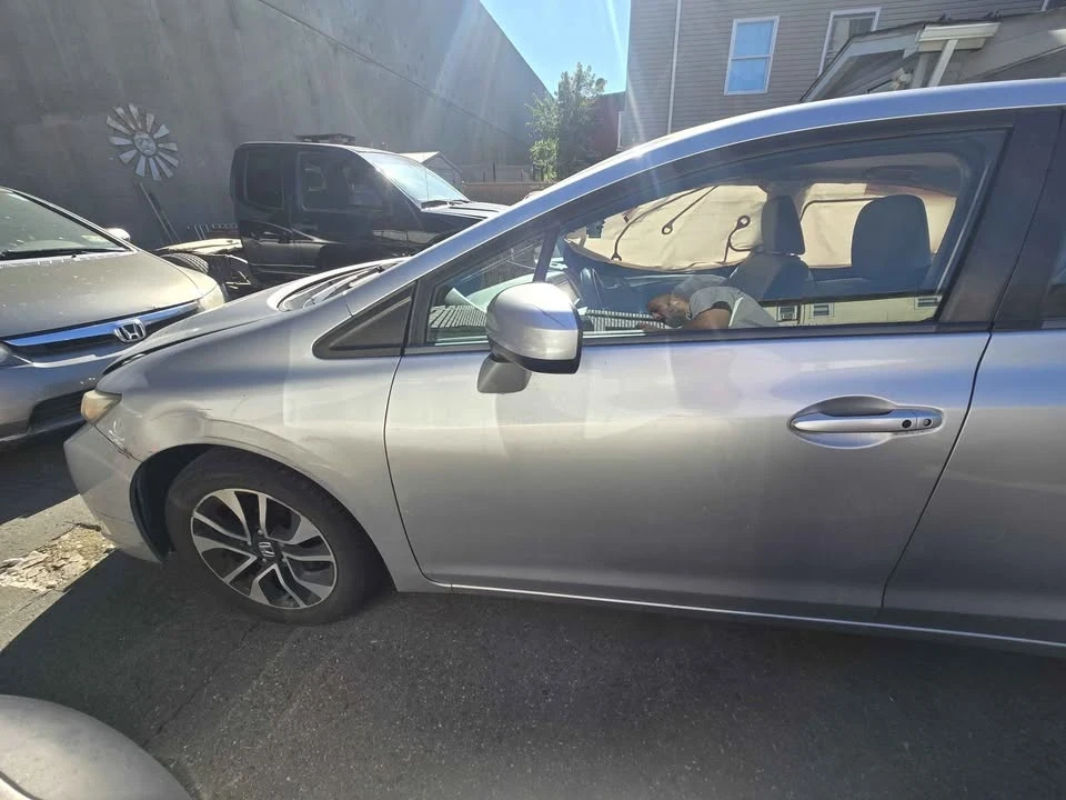 2015 Honda Civic 9th Gen - Image 5 of 19