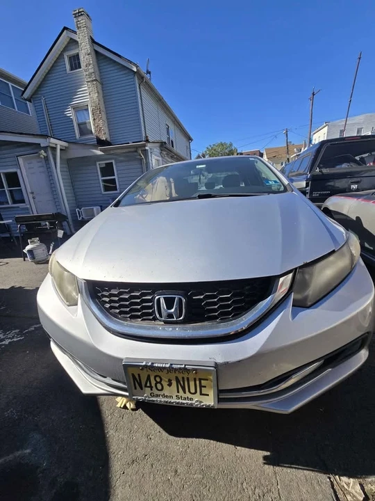 2015 Honda Civic 9th Gen - Image 7 of 19