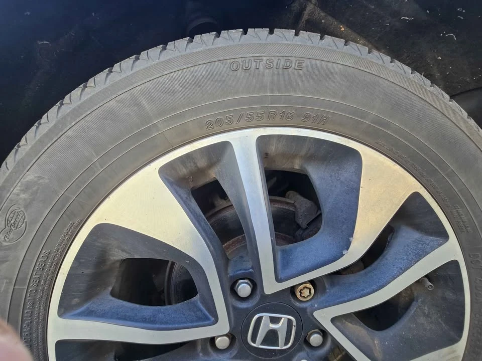 2015 Honda Civic 9th Gen - Image 19 of 19