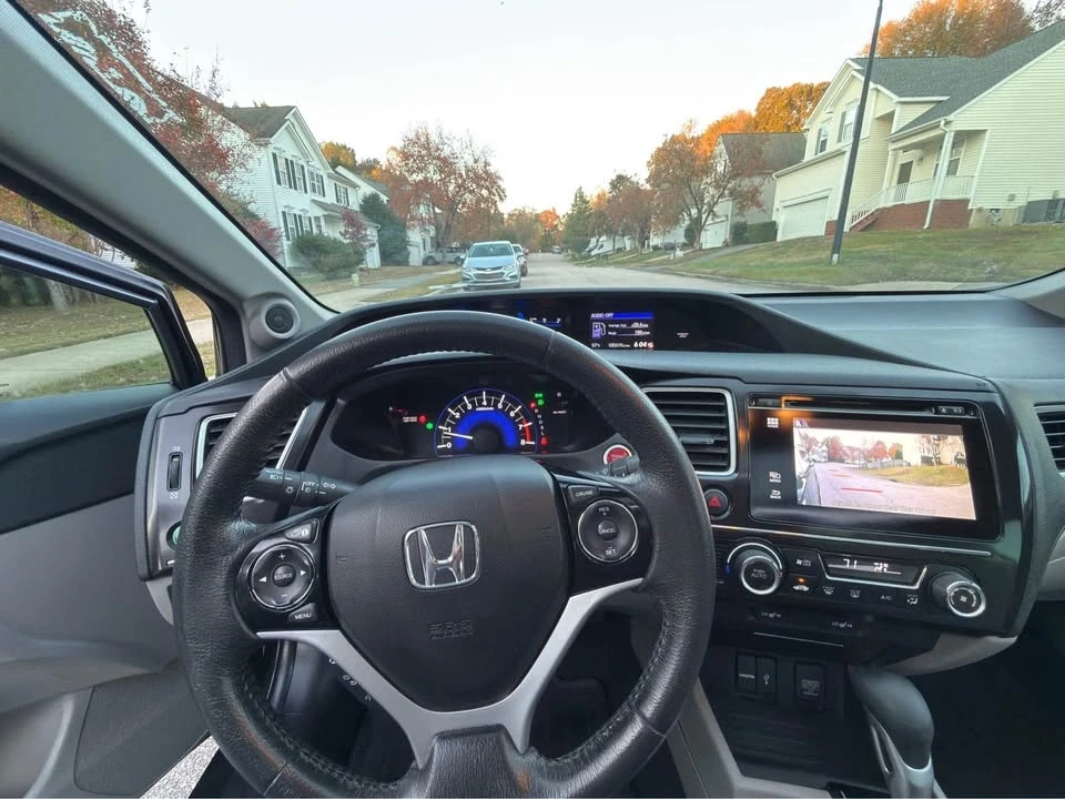 2015 Honda Civic 9th Gen - Image 9 of 14