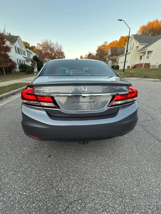 2015 Honda Civic 9th Gen - Image 4 of 14
