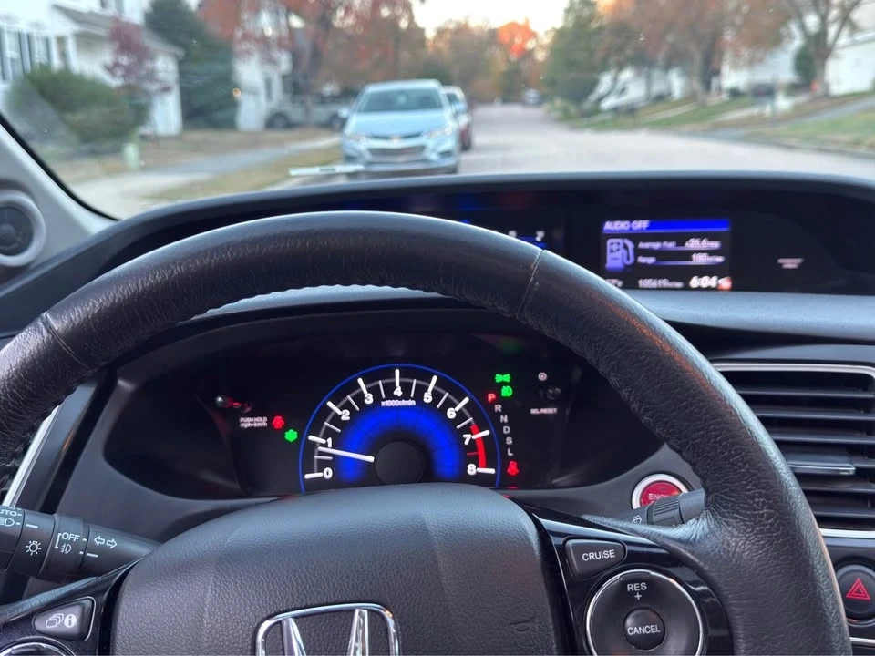 2015 Honda Civic 9th Gen - Image 10 of 14