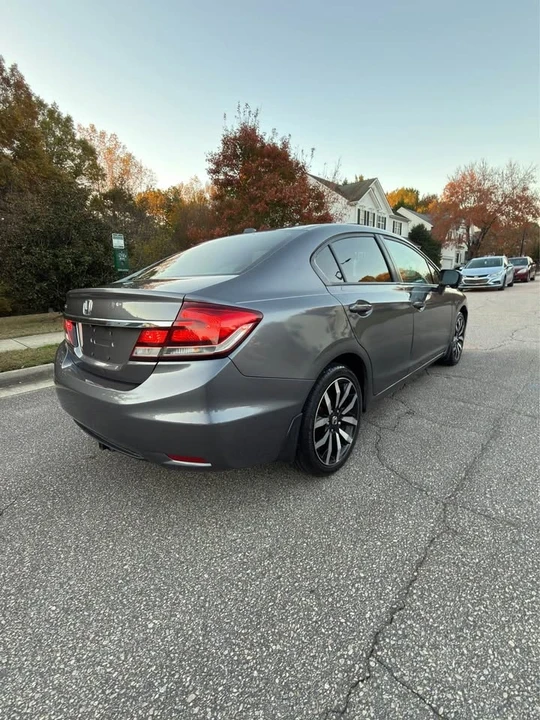 2015 Honda Civic 9th Gen - Image 5 of 14