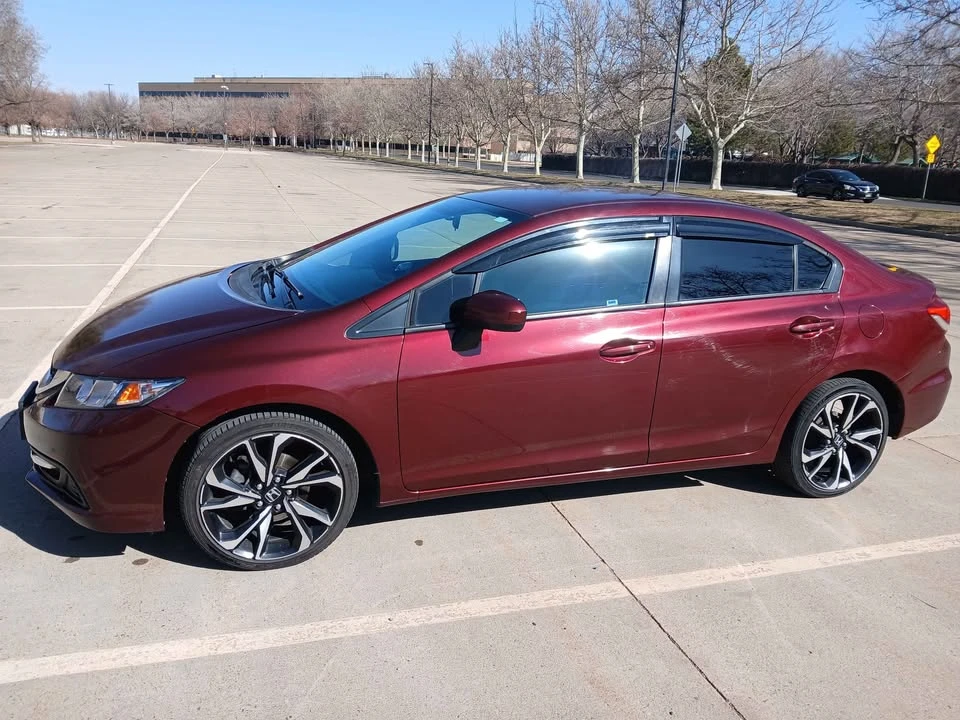2015 Honda Civic 9th Gen - Image 3 of 9