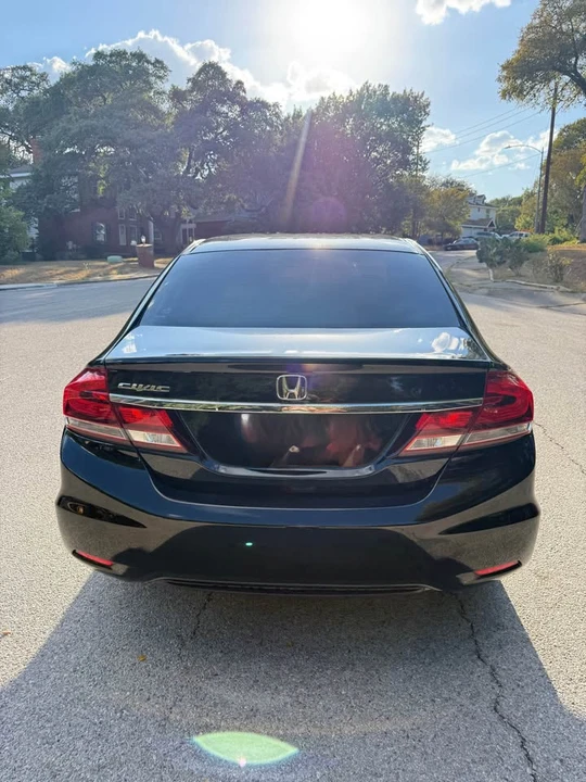 2015 Honda Civic 9th Gen - Image 3 of 9
