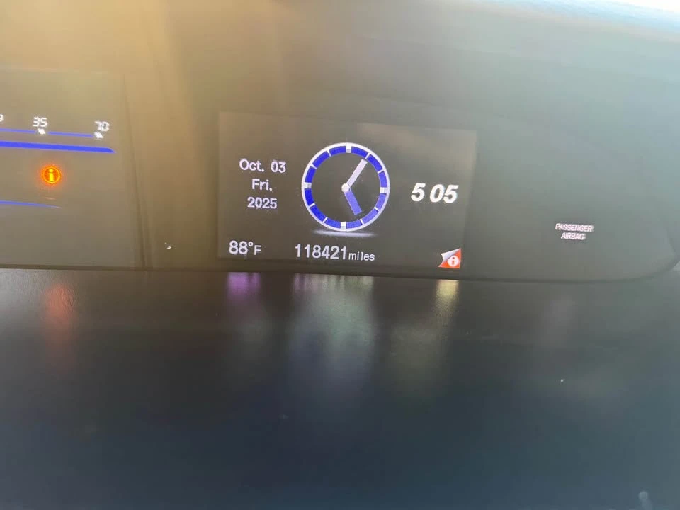 2015 Honda Civic 9th Gen - Image 11 of 15