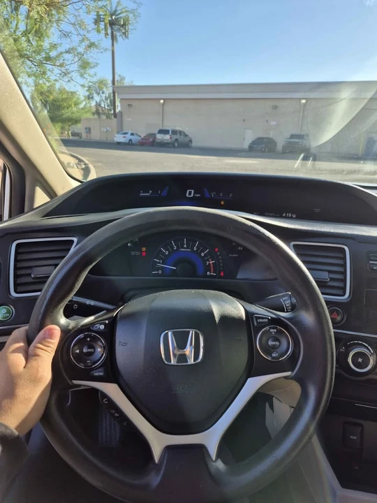 2015 Honda Civic 9th Gen - Image 14 of 16