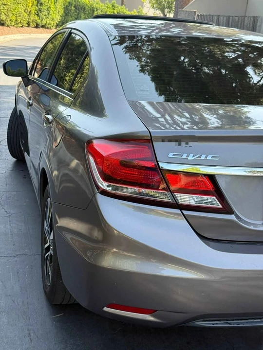 2015 Honda Civic 9th Gen - Image 4 of 17