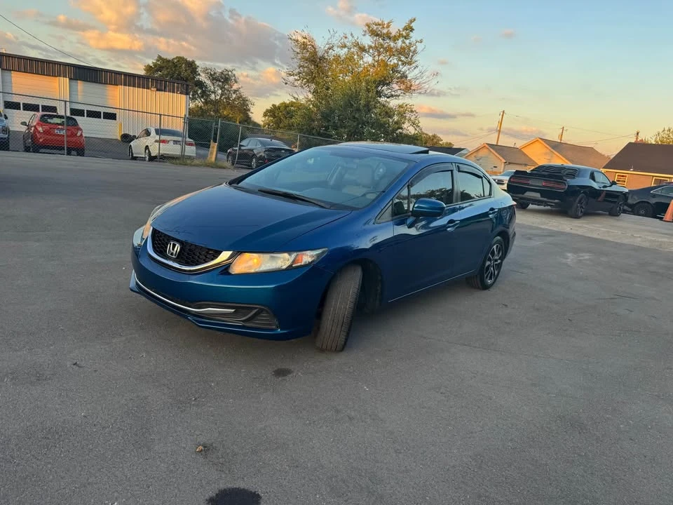 2015 Honda Civic 9th Gen - Image 3 of 15