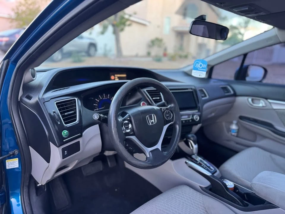 2015 Honda Civic 9th Gen - Image 6 of 12