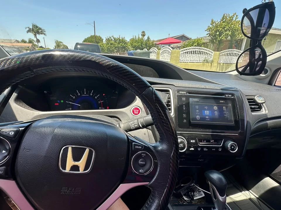 2015 Honda Civic 9th Gen - Image 4 of 5