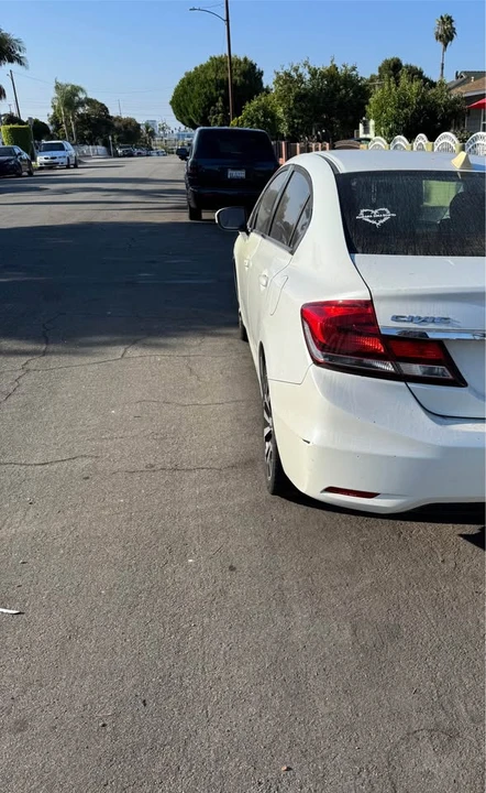 2015 Honda Civic 9th Gen - Image 2 of 5