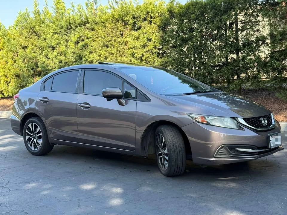 2015 Honda Civic 9th Gen - Image 8 of 17
