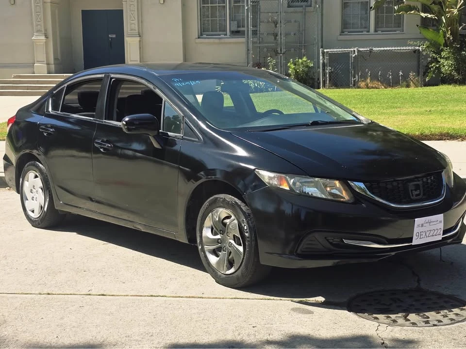 2015 Honda Civic 9th Gen - Image 7 of 15