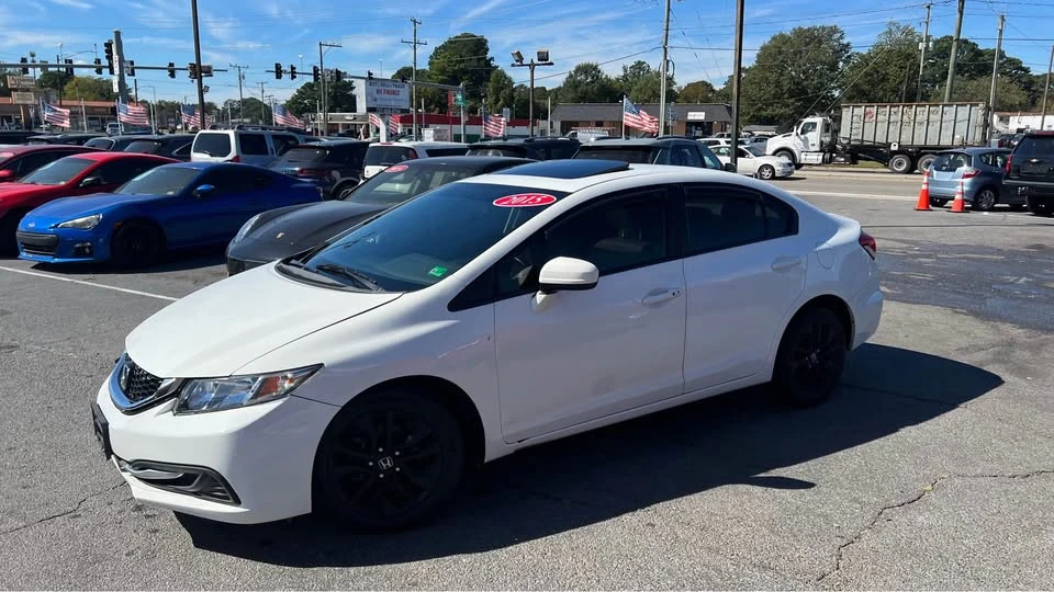 2015 Honda Civic 9th Gen - Image 11 of 18