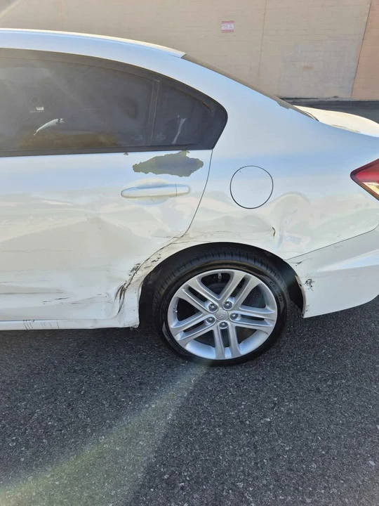 2015 Honda Civic 9th Gen - Image 5 of 16