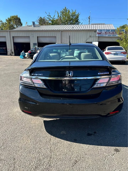 2015 Honda Civic 9th Gen - Image 2 of 13