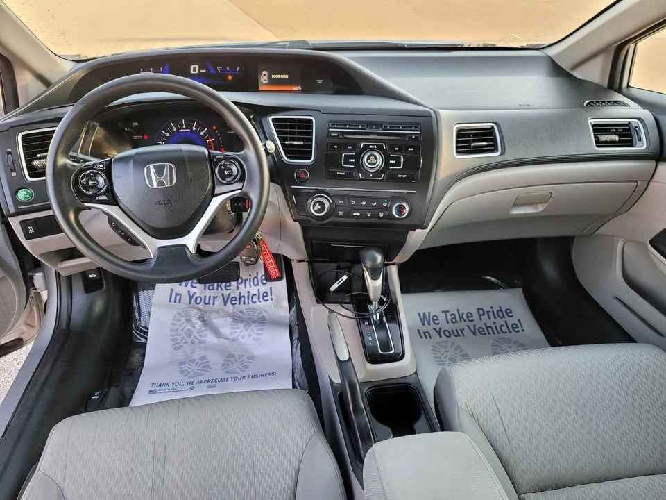 2015 Honda Civic 9th Gen - Image 8 of 11