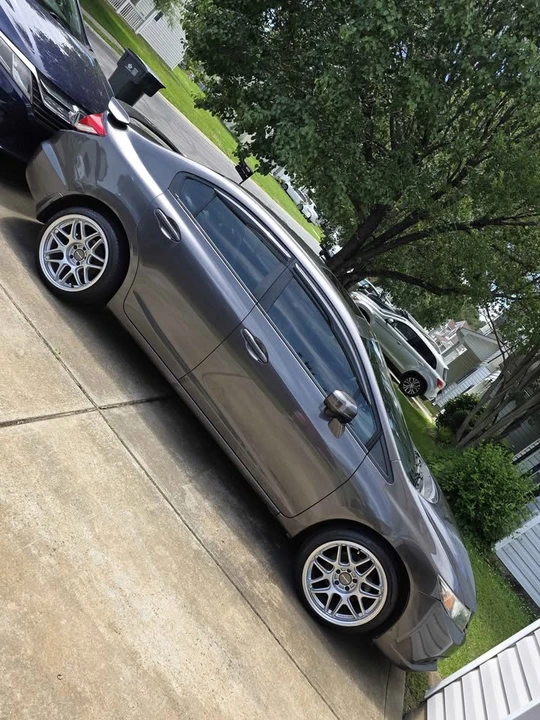 2015 Honda Civic 9th Gen - Image 5 of 6