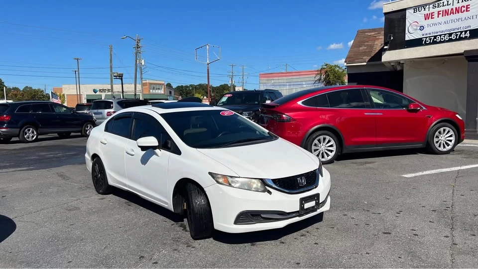 2015 Honda Civic 9th Gen - Image 3 of 18