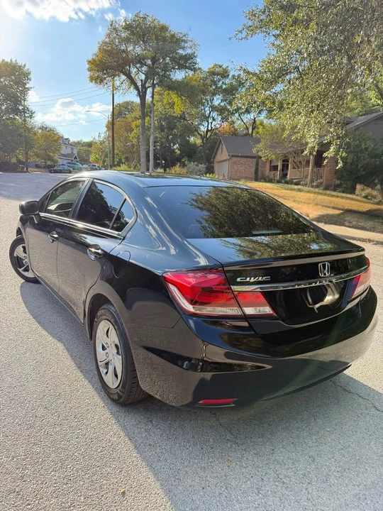 2015 Honda Civic 9th Gen - Image 5 of 9