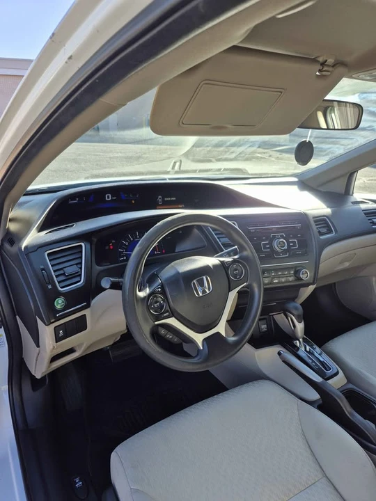 2015 Honda Civic 9th Gen - Image 7 of 16