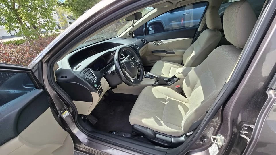 2015 Honda Civic 9th Gen - Image 3 of 5
