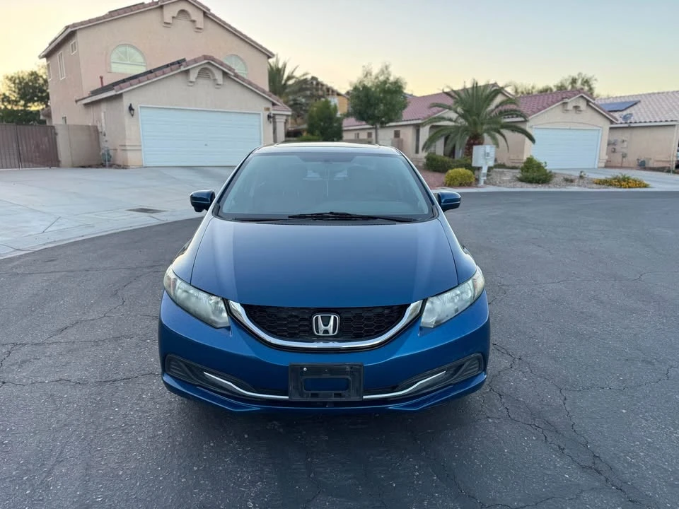 2015 Honda Civic 9th Gen - Image 2 of 12