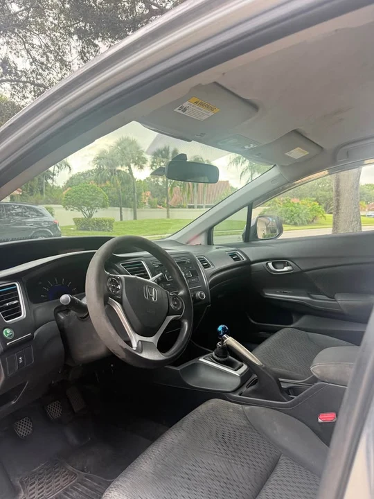 2015 Honda Civic 9th Gen - Image 5 of 5