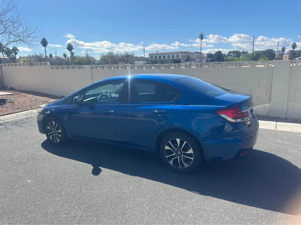2015 Honda Civic 9th Gen - Image 2 of 8