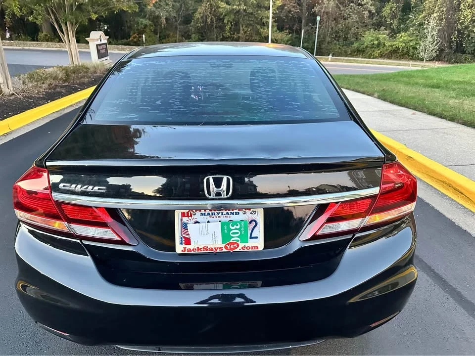 2015 Honda Civic 9th Gen - Image 8 of 14