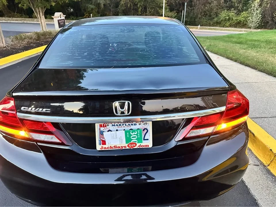 2015 Honda Civic 9th Gen - Image 7 of 14