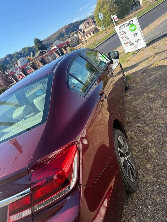 2015 Honda Civic 9th Gen - Image 4 of 18