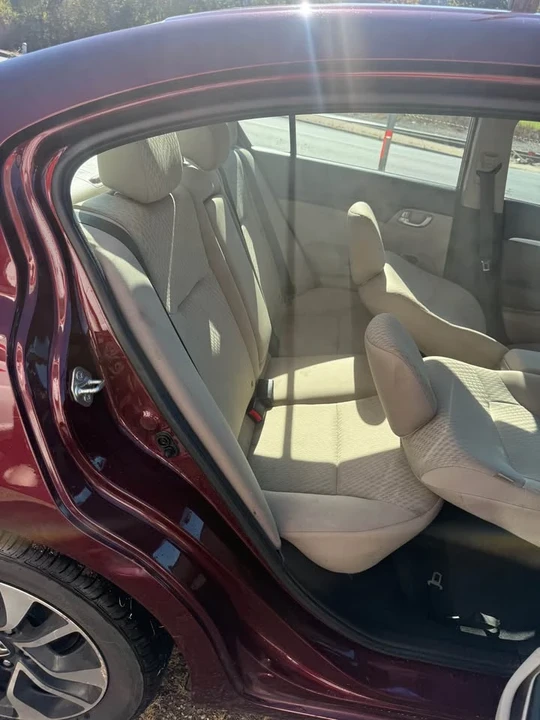 2015 Honda Civic 9th Gen - Image 11 of 18