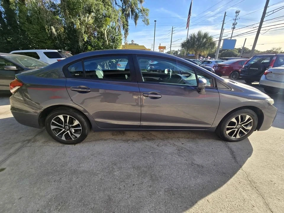 2015 Honda Civic 9th Gen - Image 7 of 19