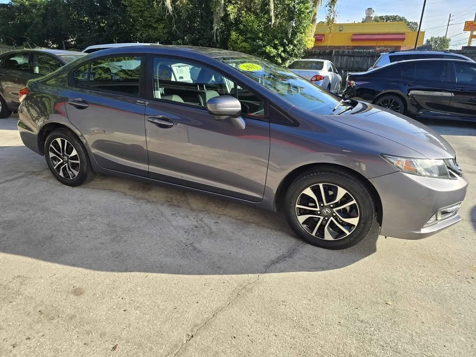 2015 Honda Civic 9th Gen - Image 8 of 19