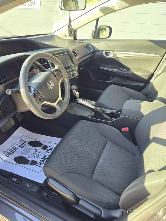 2015 Honda Civic 9th Gen - Image 10 of 20