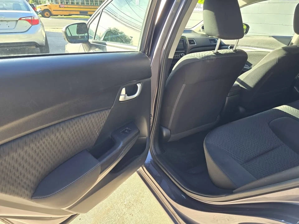 2015 Honda Civic 9th Gen - Image 11 of 20