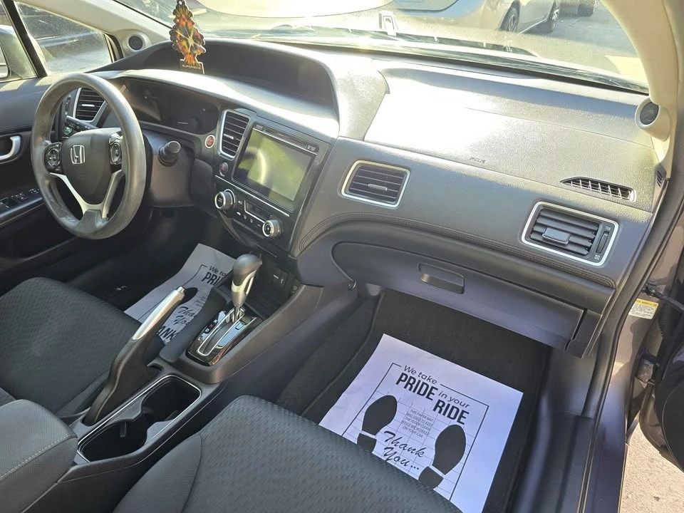 2015 Honda Civic 9th Gen - Image 17 of 20